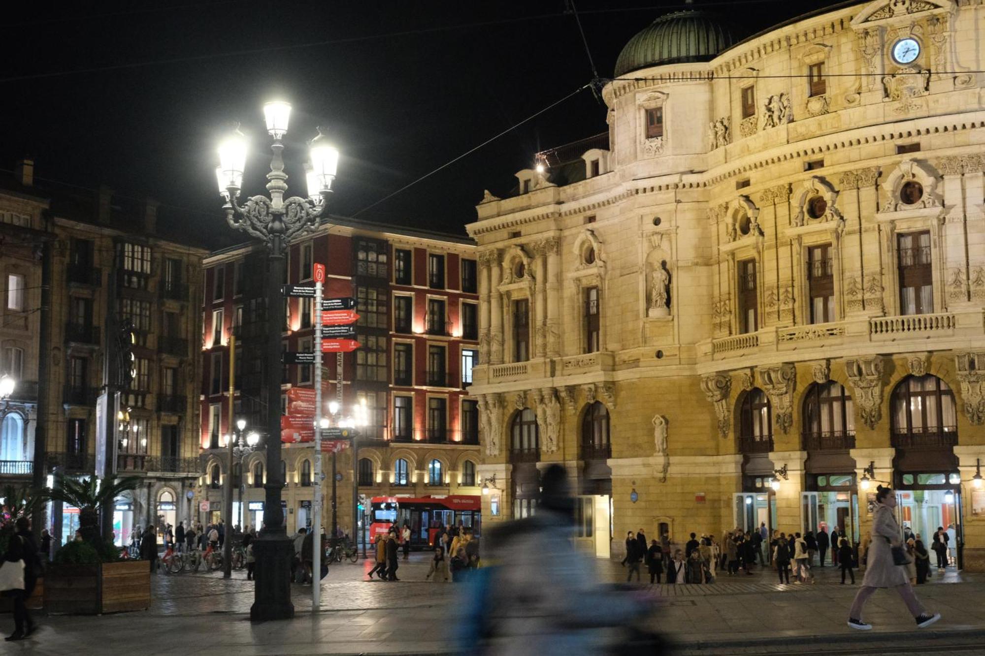 Cornerstone, Apartamento En Casco Viejo Bilbao Eksteriør billede